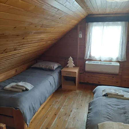 Vikendica Brunarica 30 Terme Catez *