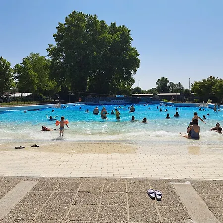 Brunarica 30 Terme Catez Tatil Evi *
